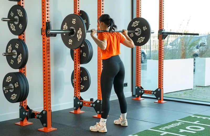 Chế độ ăn thâm hụt calo và đủ protein là chìa khóa quyết định thành công khi tập gym.