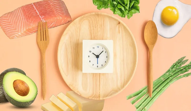 Tránh ăn quá bù hay nạp calo ẩn trong khung giờ nhịn để đảm bảo hiệu quả cải thiện vóc dáng.