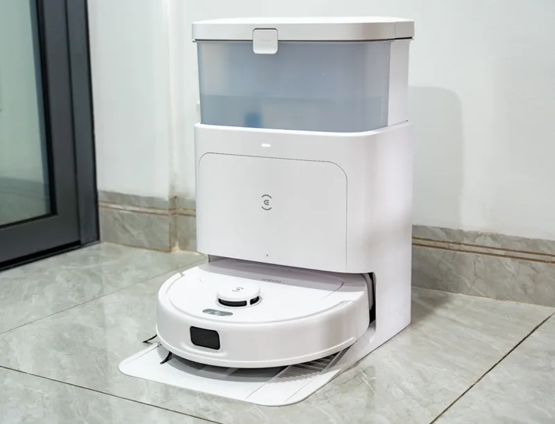 Trạm sạc đa năng tự động hút rác, giặt và sấy khô giẻ lau tiện lợi.
